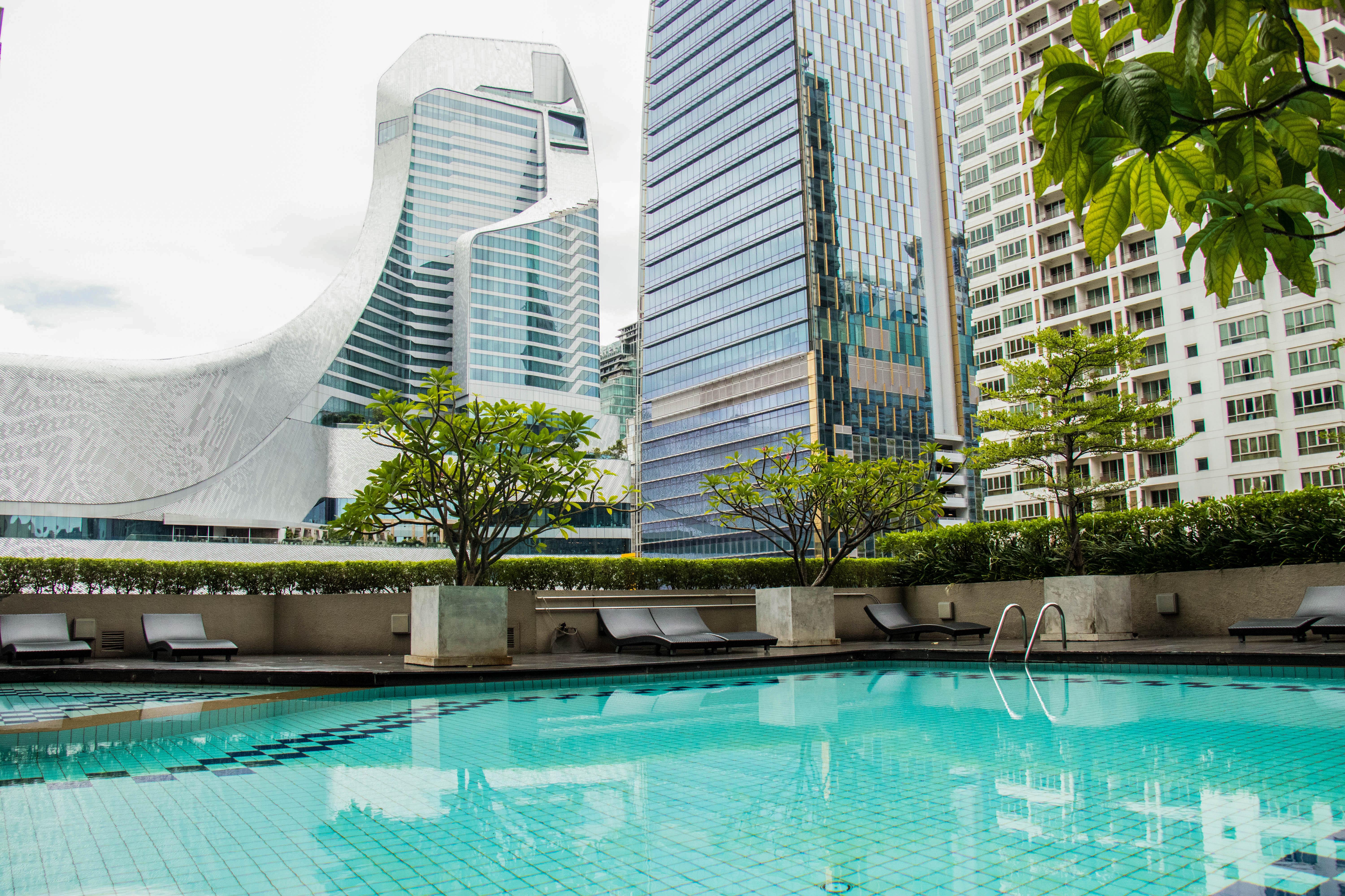 Bliston Suwan Park View 4*