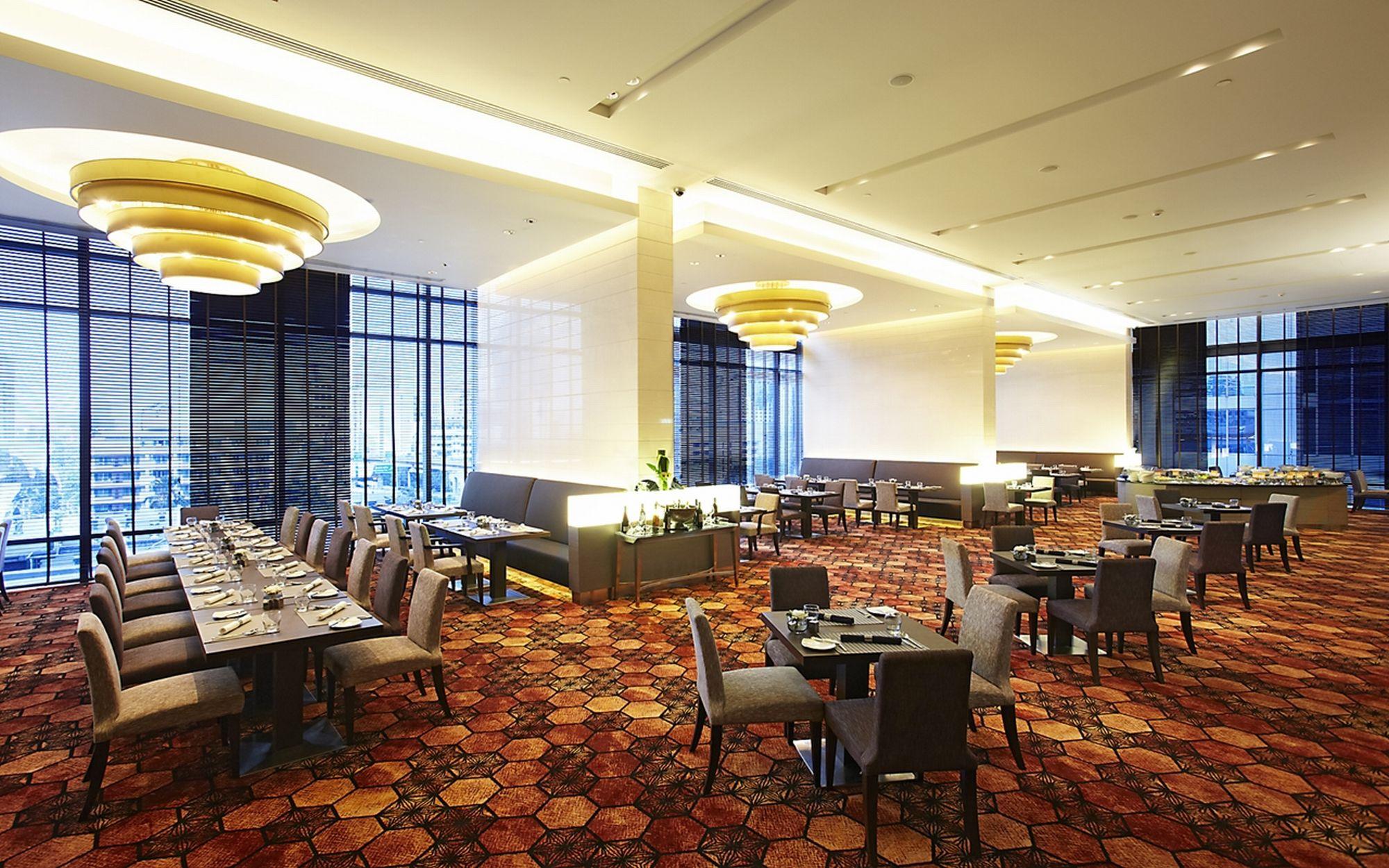 Novotel Ploenchit Sukhumvit - Sha Extra 4* Bangkok