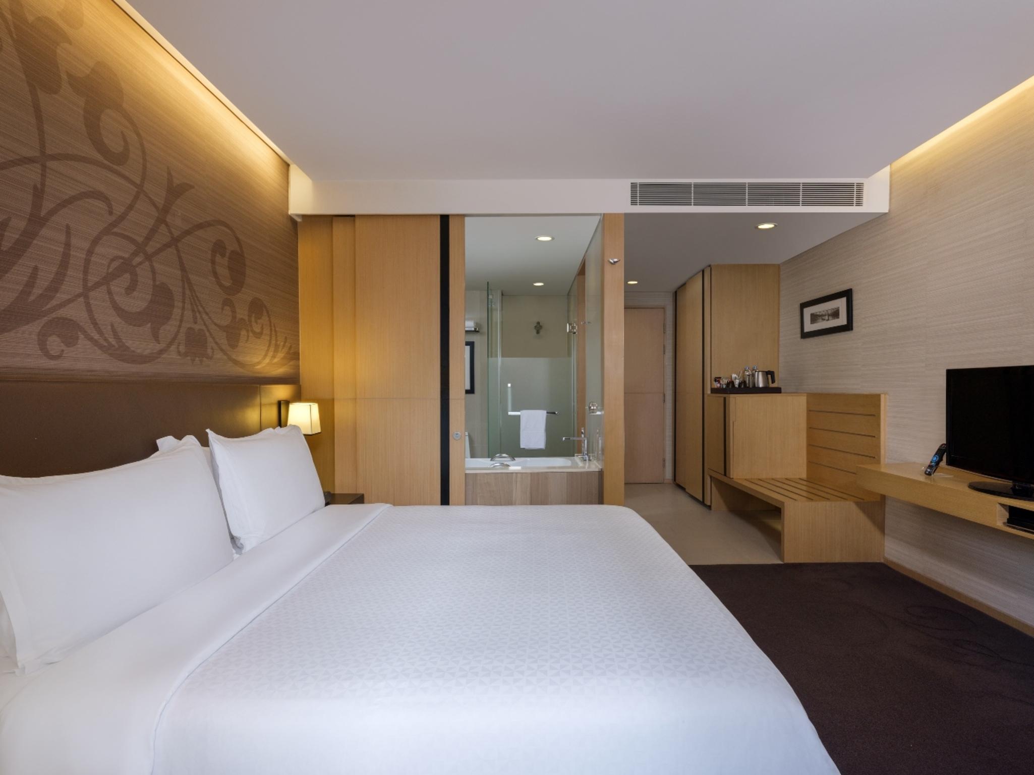 Hotel Four Points By Sheraton Bangkok, Sukhumvit 15 4*