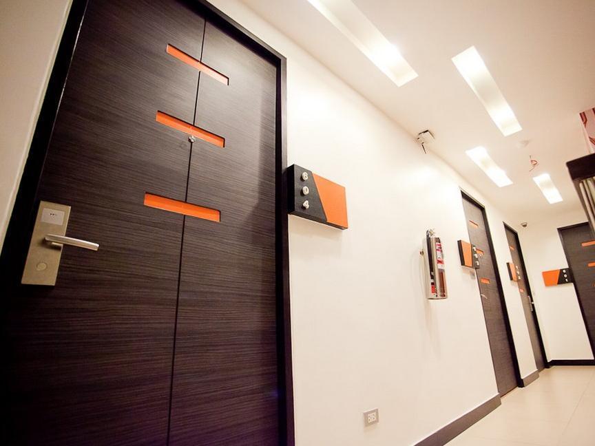 Sukhumvit 11 Hotel