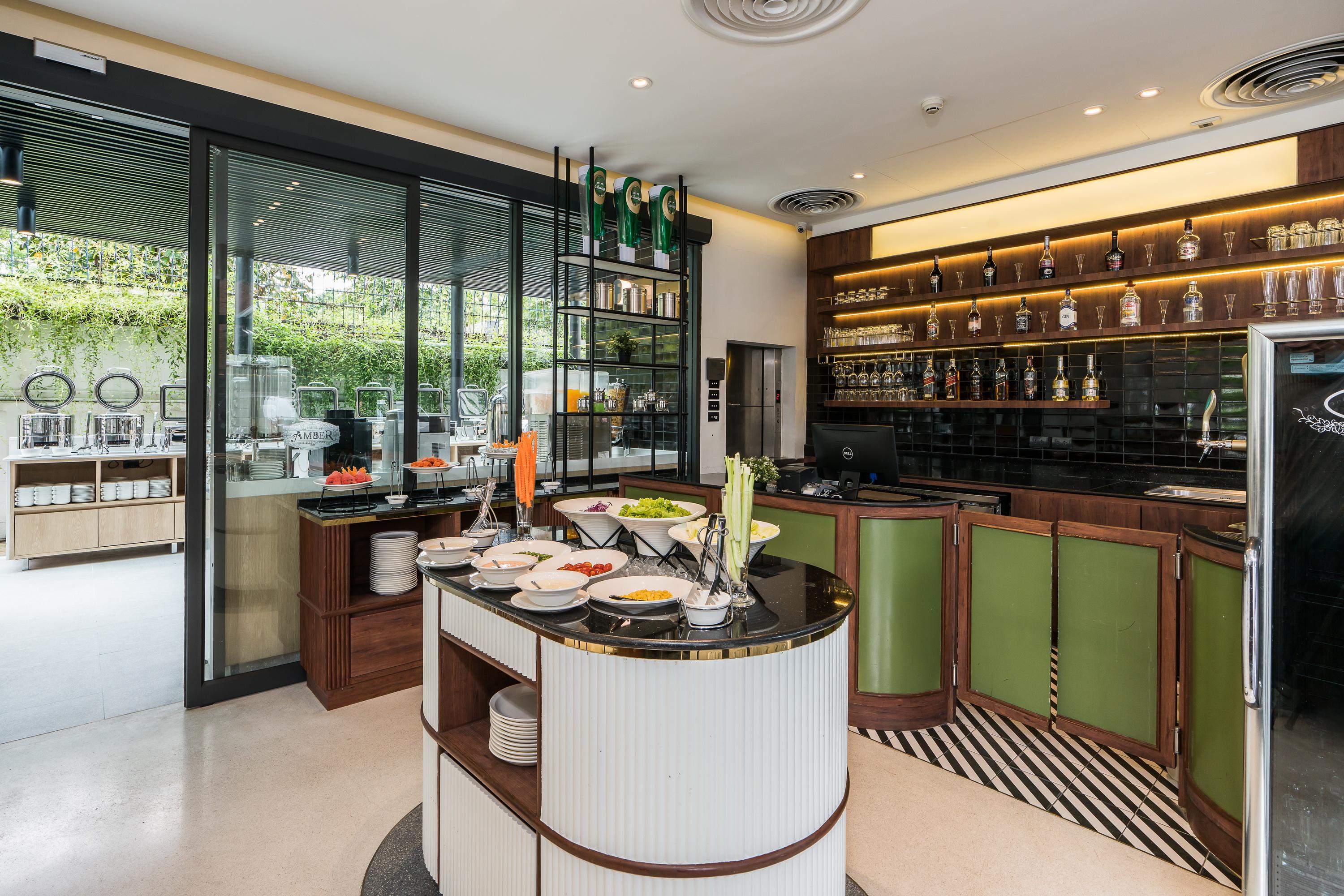 Amber Sukhumvit 85 3*
