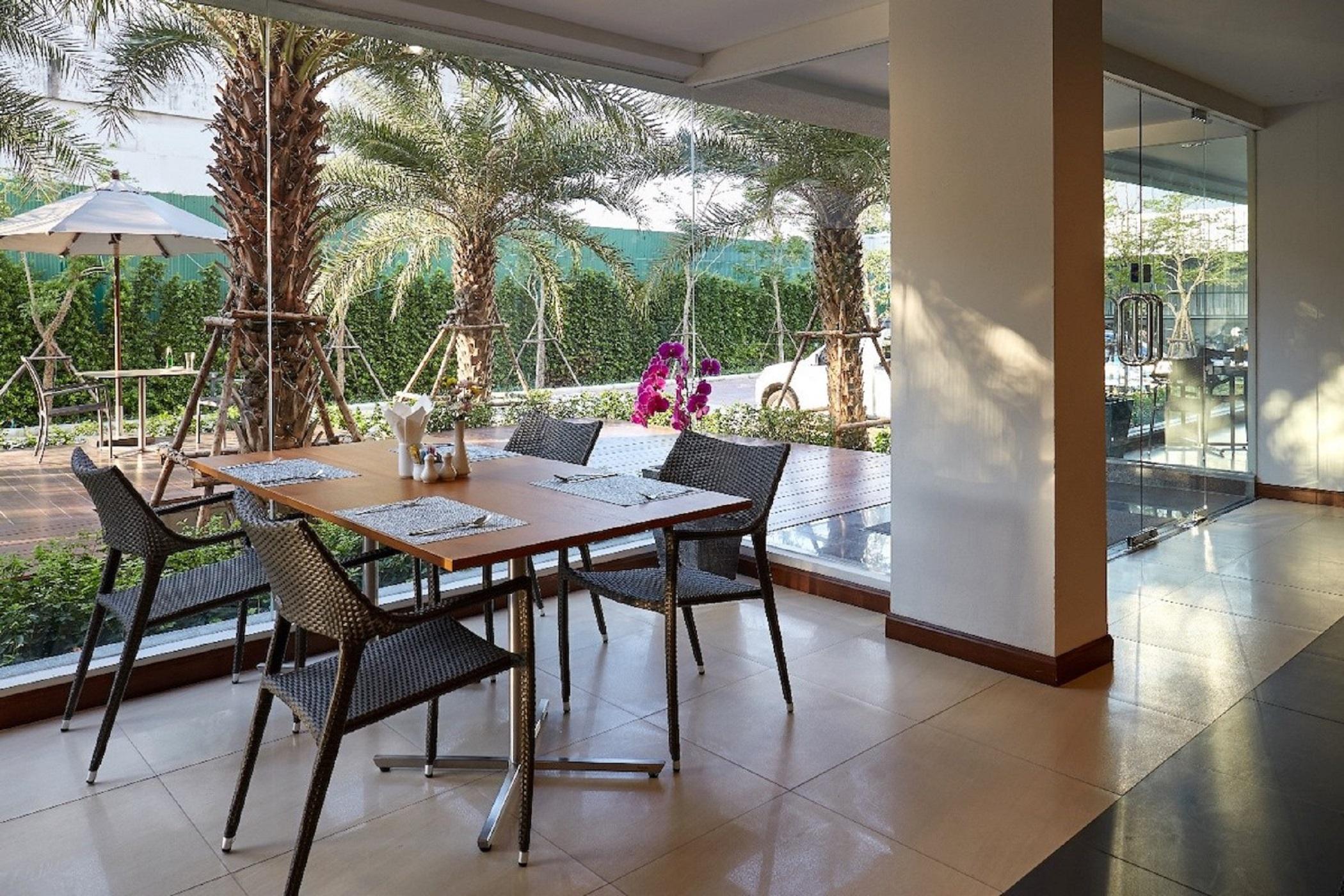 Baan Oliver Srinakarin Bangkok