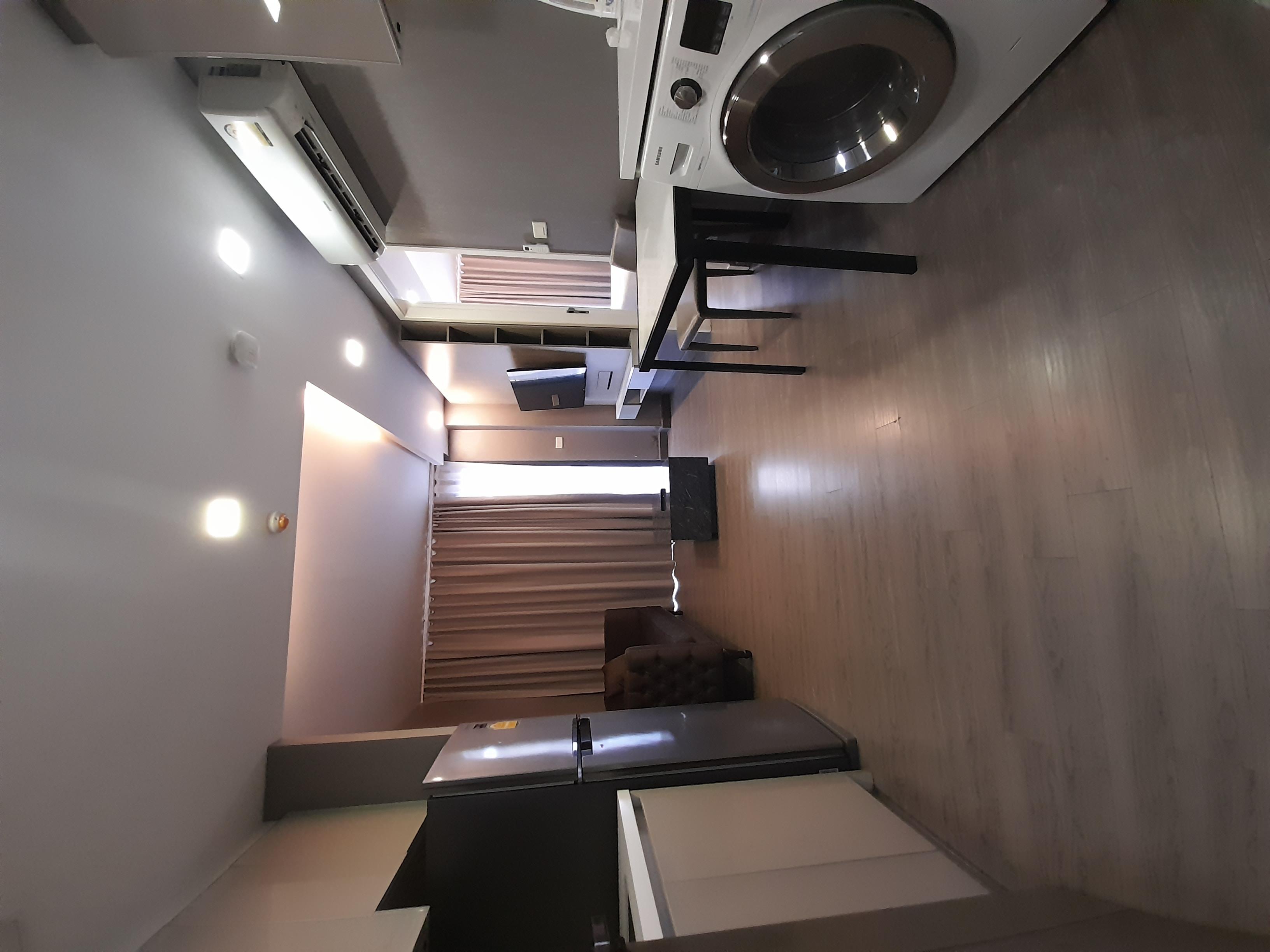 Dazzle Aparthotel 4*