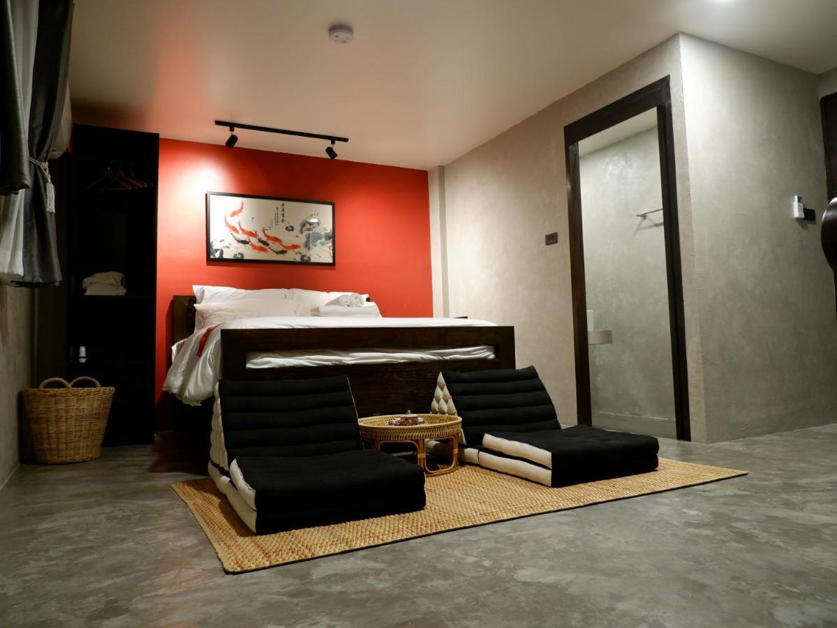Lo-ha Guest House, Contactless Check-in Hostel Bangkok