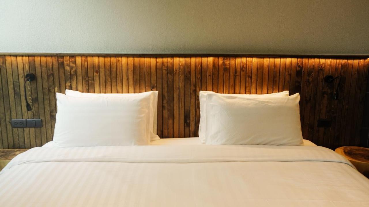 Karaarom Hotel