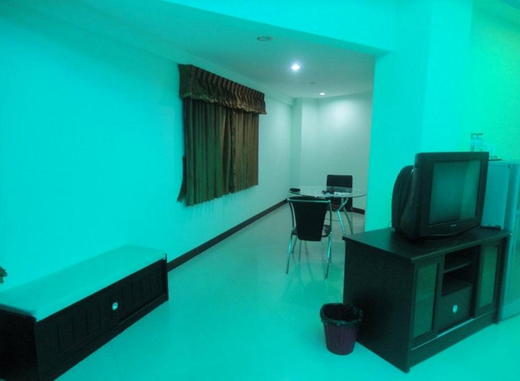 Soravit Place Penginapan
