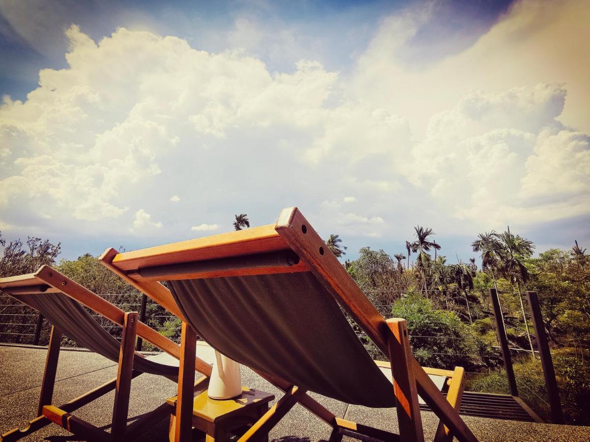 Coconut Lane Resort *