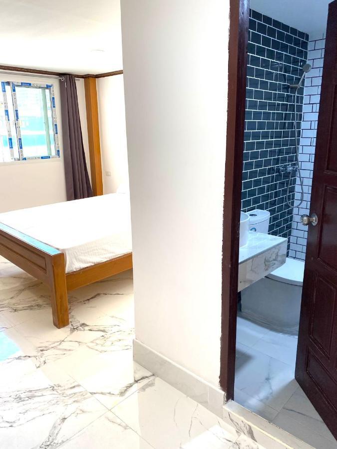 Hotel Papaji Bangkok 4*
