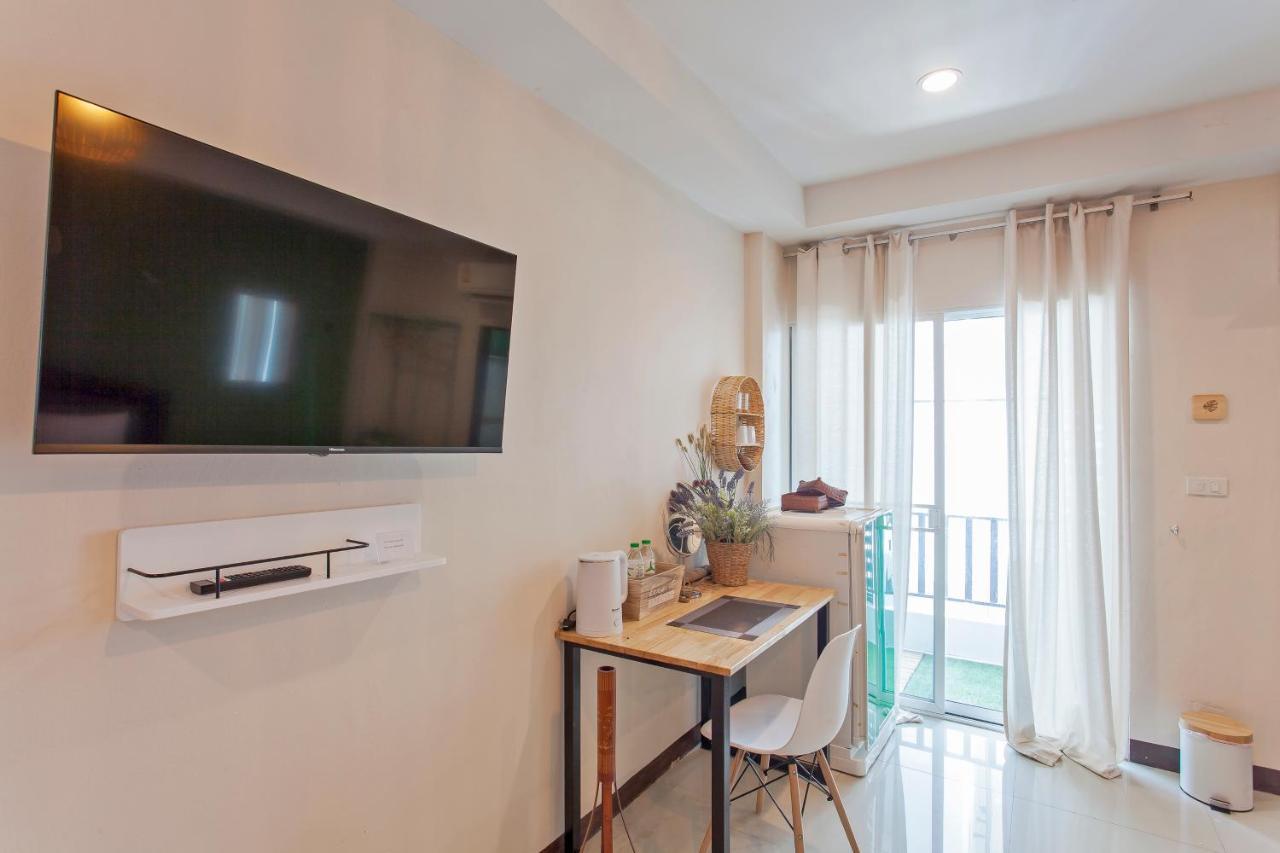 Hostel Cozzi By Grand Airport *
