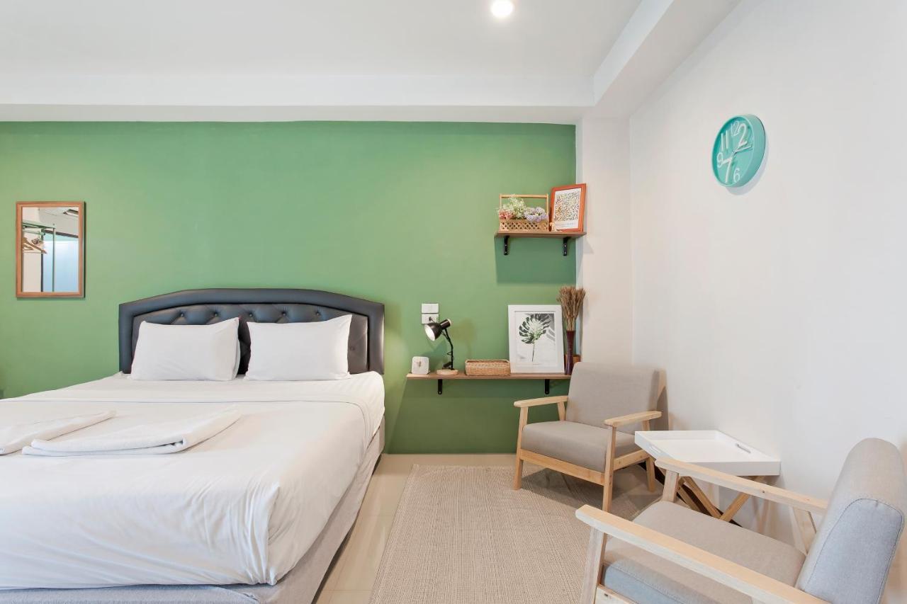 Cozzi By Grand Airport *