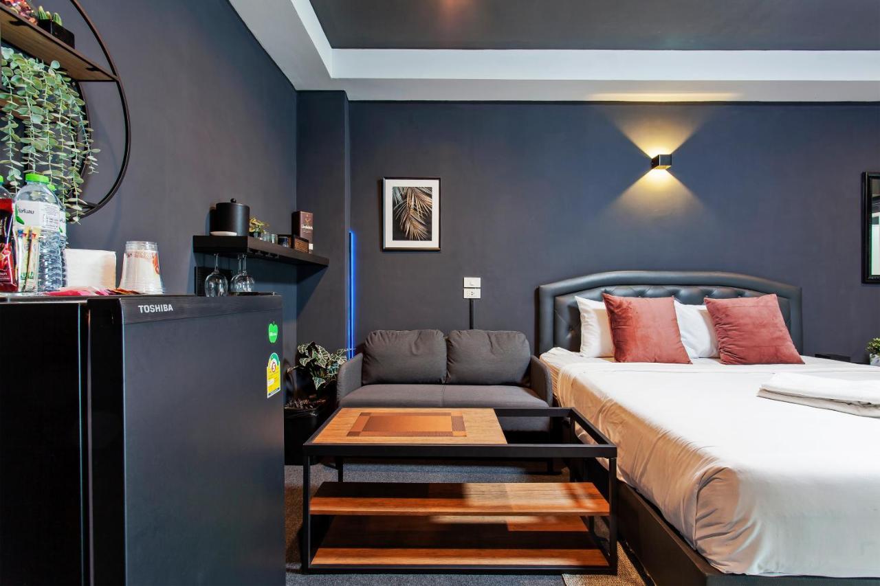 Cozzi By Grand Airport *