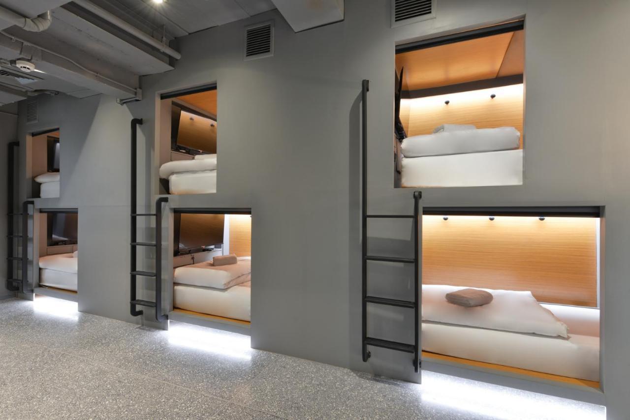 Tiang Capsule Hostel Bangkok