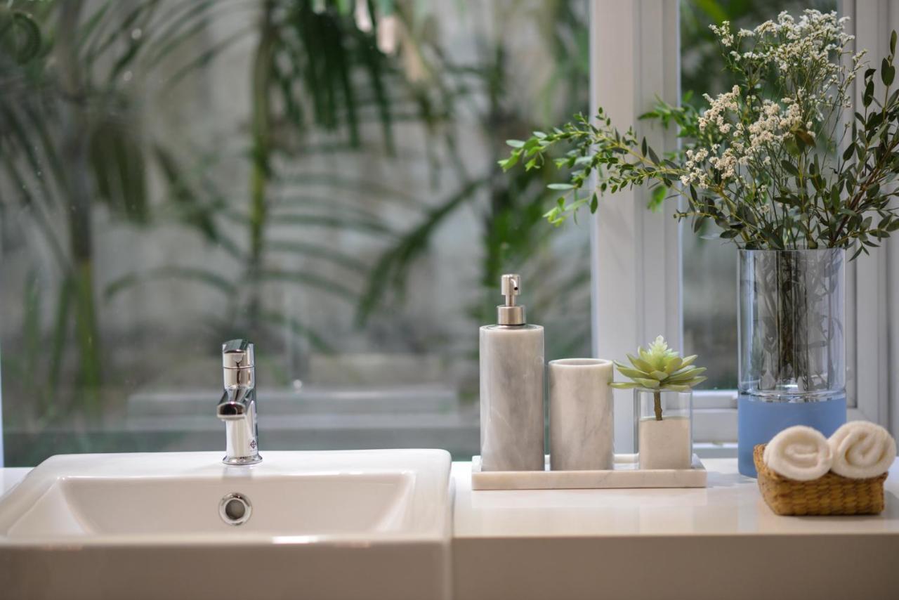 Tiang Capsule Bangkok