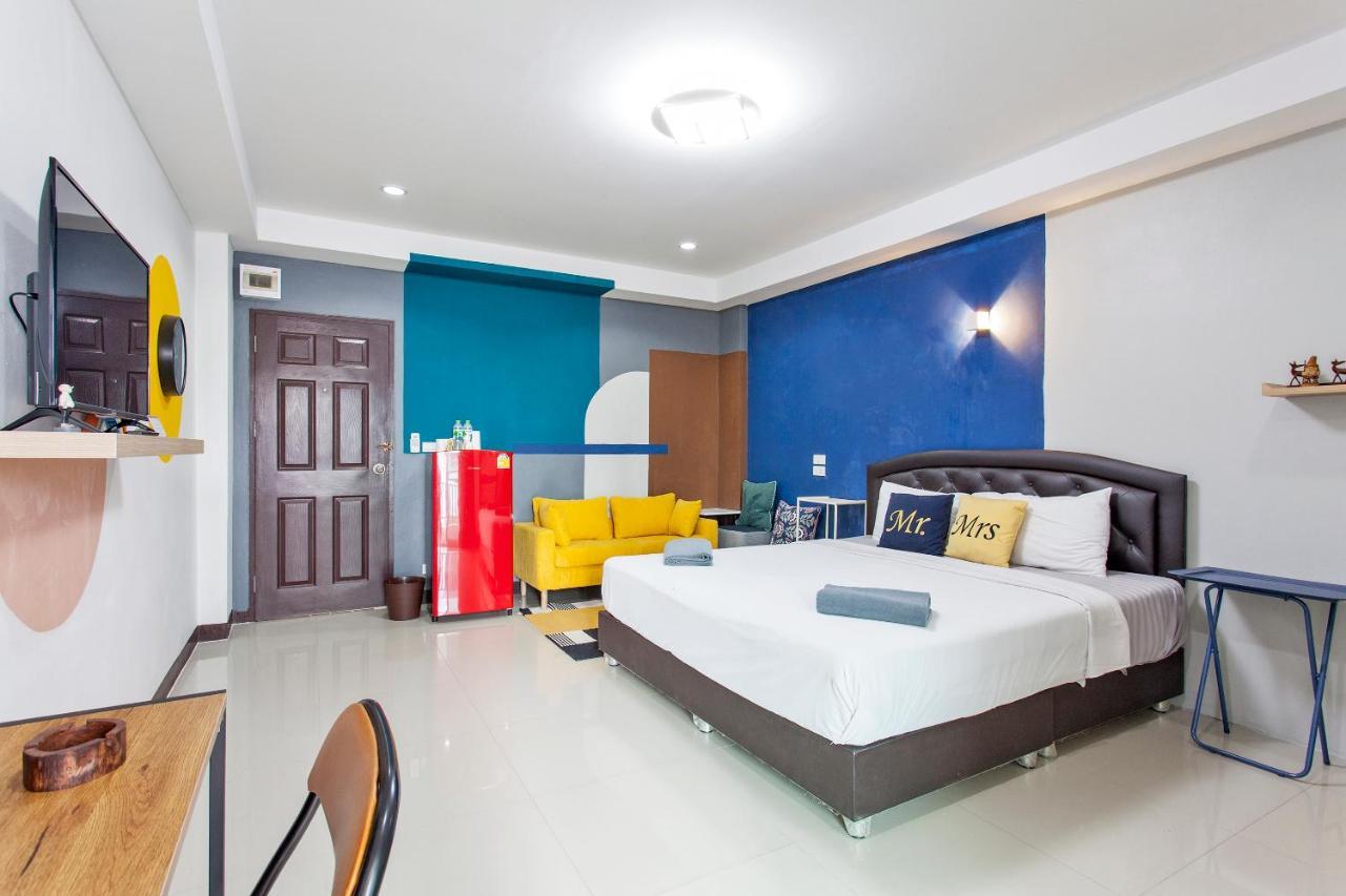 Cozzi By Grand Airport *