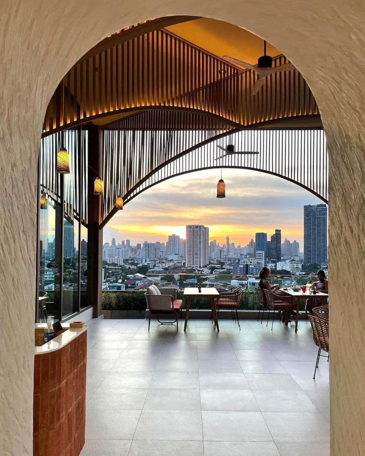 Glow Sukhumvit 71 Hotel