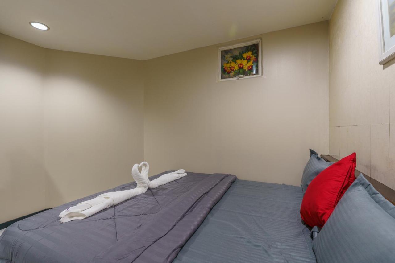 Cheqinn Bed Sukhumvit 4 Nana Plaza