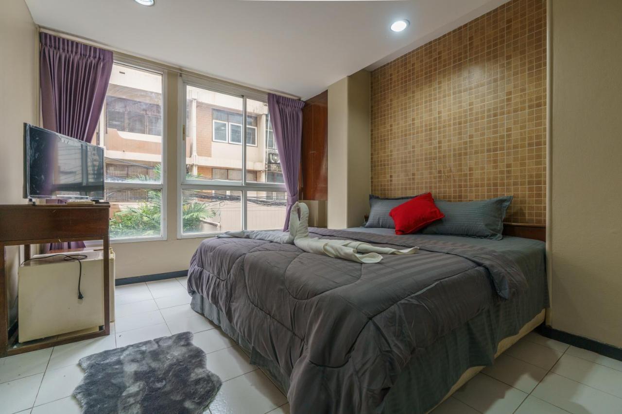 Cheqinn Bed Sukhumvit 4 Nana Plaza