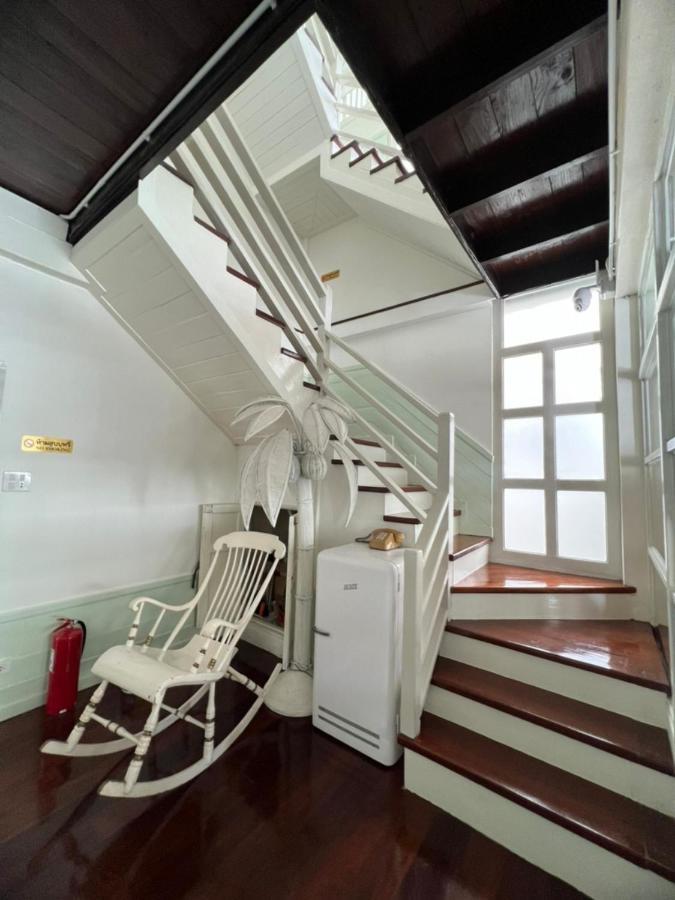 Roomquest Rim Praya Dinsor Road