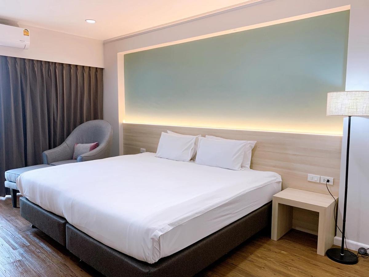 Hotel Miloft Sathorn - Sha Certified