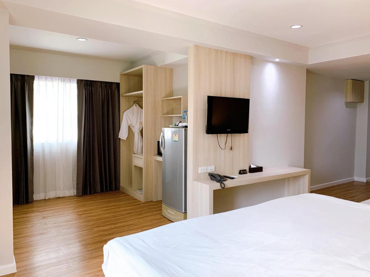 Miloft Sathorn - Sha Certified Hotel 5*