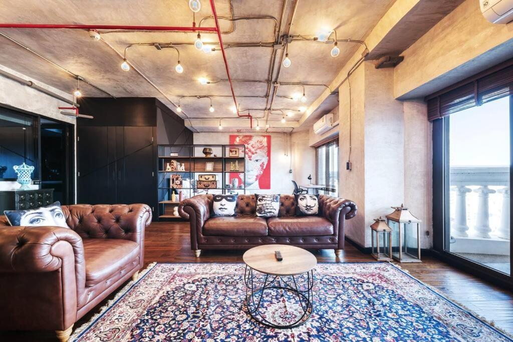 Loft Style Skyline 100 Sq.m. Apartment Bangkok