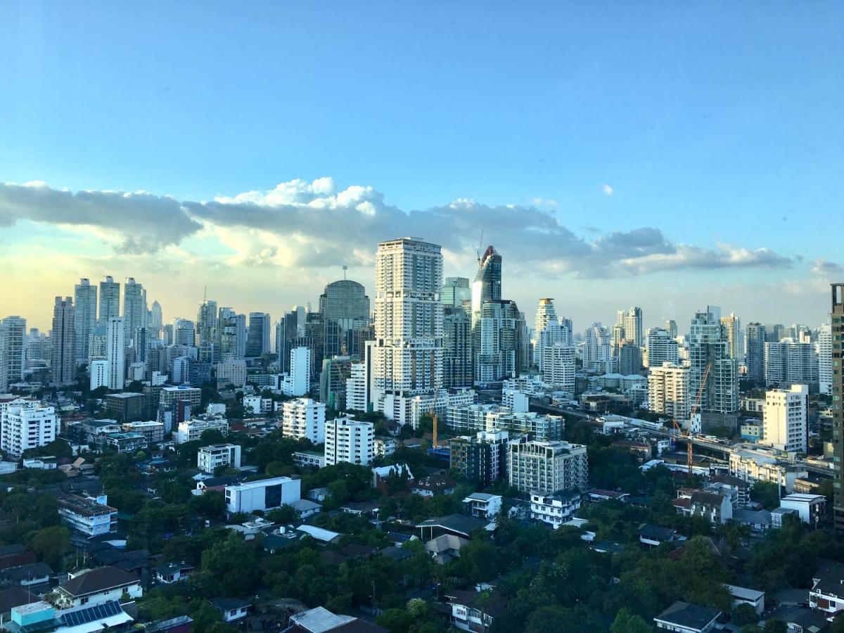 Apartment Rhythm Sukhumvit 36 Two Bedrooms *