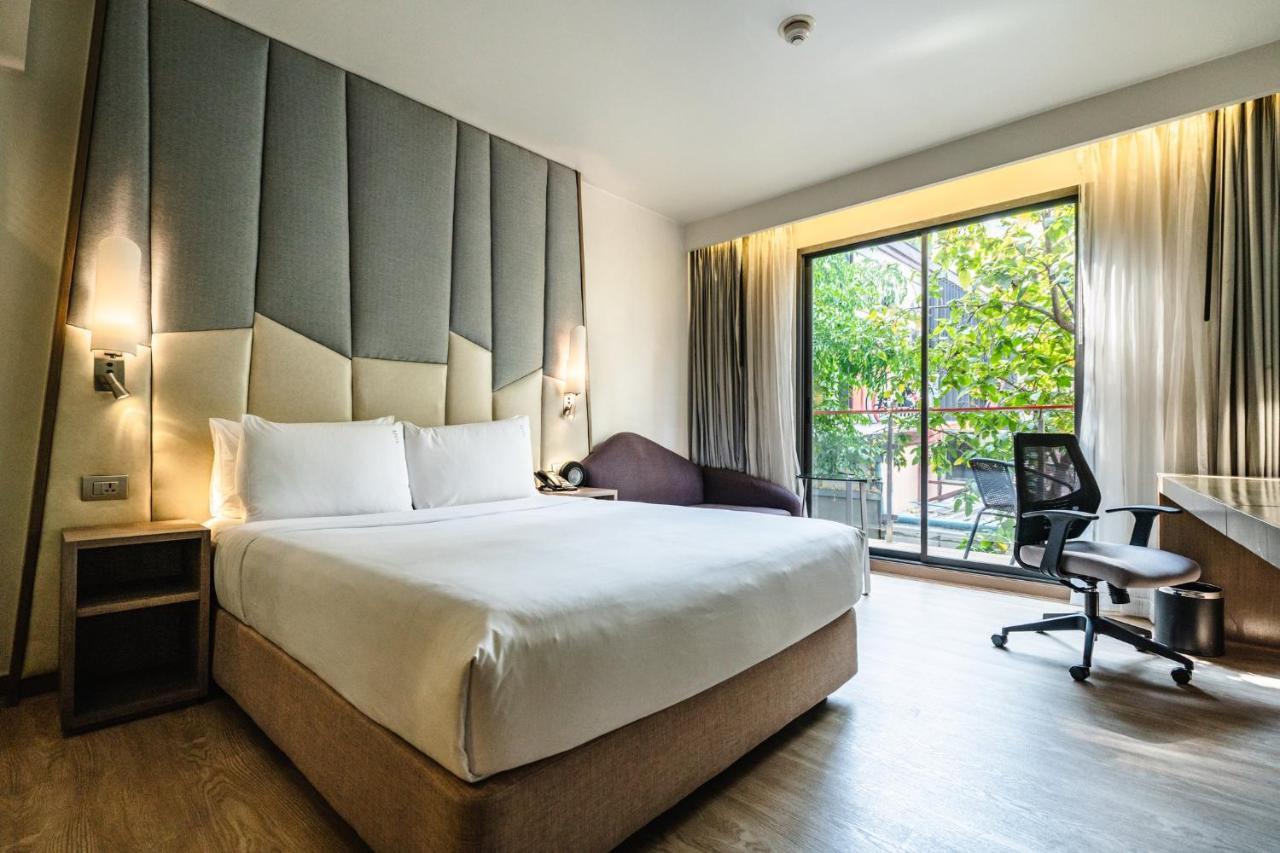 Holiday Express Sukhumvit 11 By Ihg Bangkok