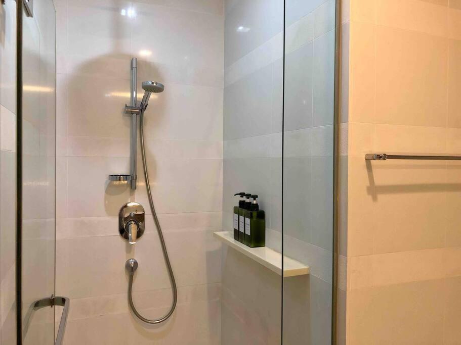 1br Luxury 50m To Thonglor Bts Station Appartement *