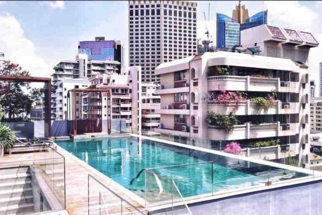 Stylish 1 Bedroom, Pool,bts Asok, Sukhumvit