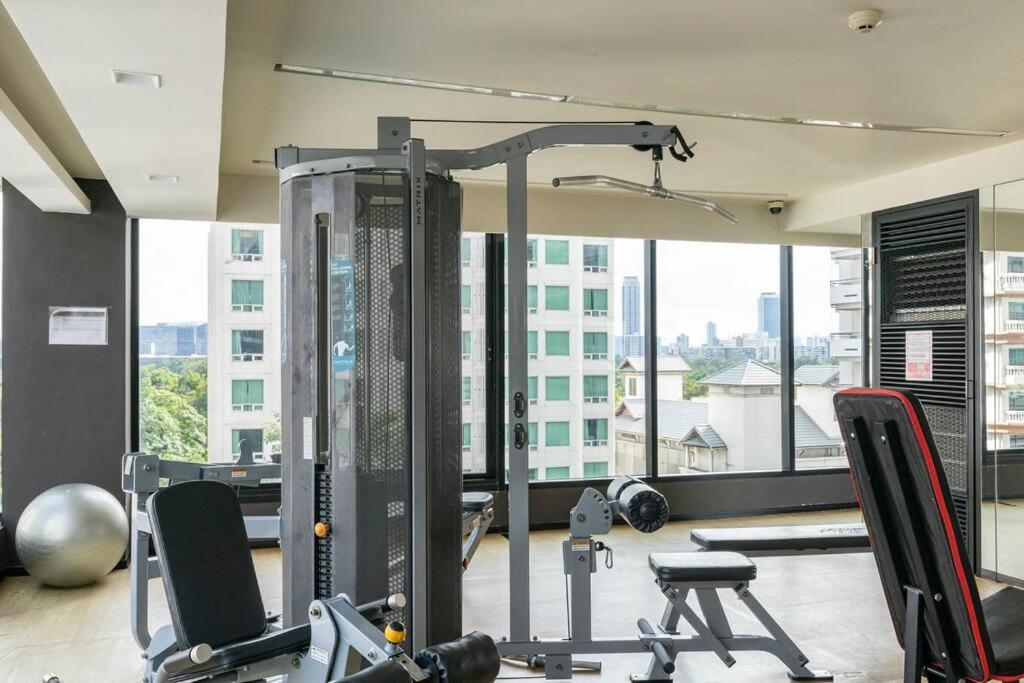 Apartment Stylish 1 Bedroom, Pool,bts Asok, Sukhumvit *