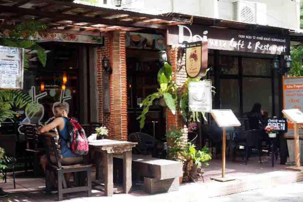 Apartment Stylish 1 Bedroom, Pool,bts Asok, Sukhumvit *