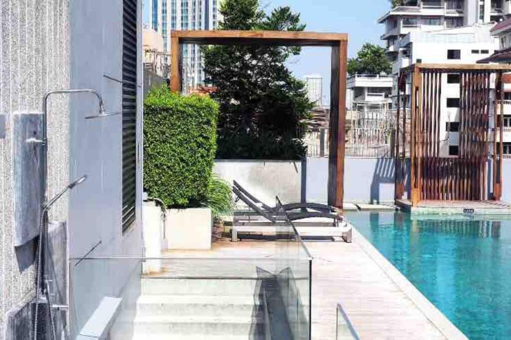 Stylish 1 Bedroom, Pool,bts Asok, Sukhumvit * Bangkok