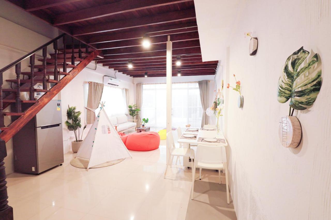 Vila Ratchada Retreat 2