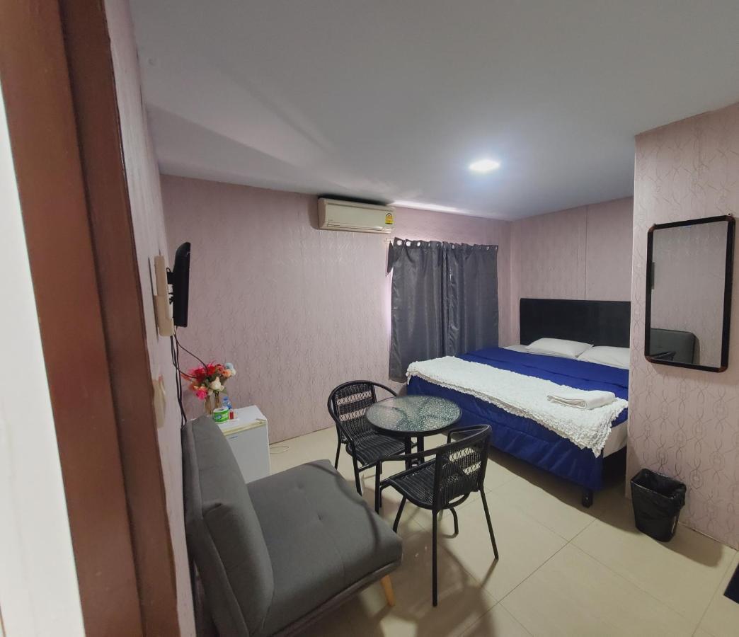 Uno Bangkok