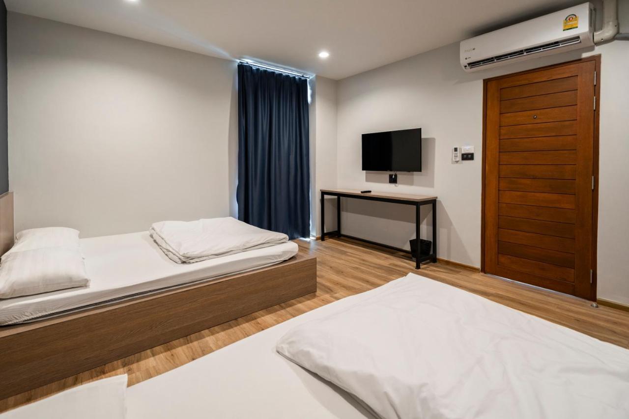 19a Hostel *