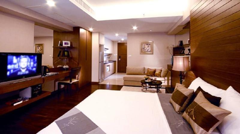 Furamaxclusive Sathorn, Hotel