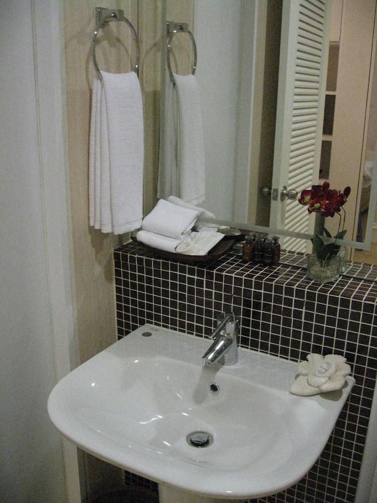 Herberg Aphrodite 3*