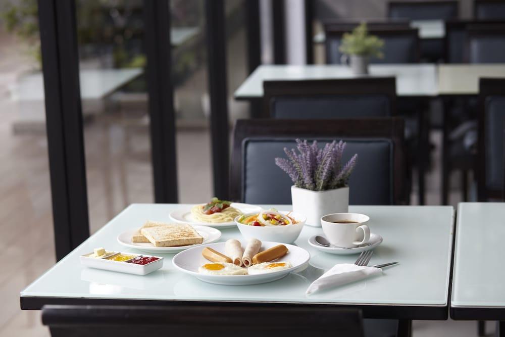 Hotel Anya Nana At Sukhumvit Bangkok