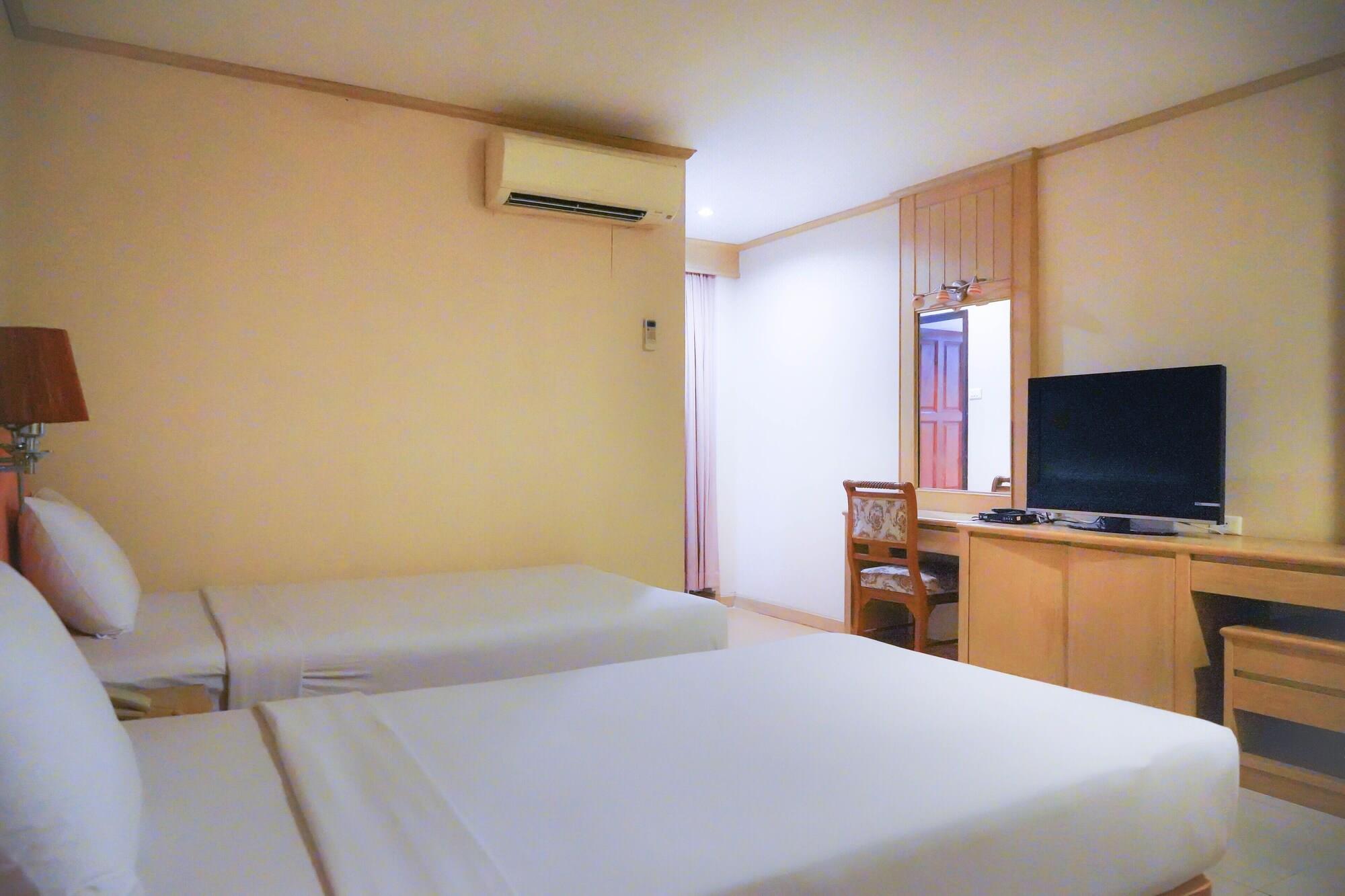 Gasthof Dt - Pratunam 2*
