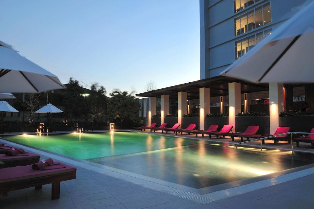Hotel Amaranth Suvarnabhumi 5*