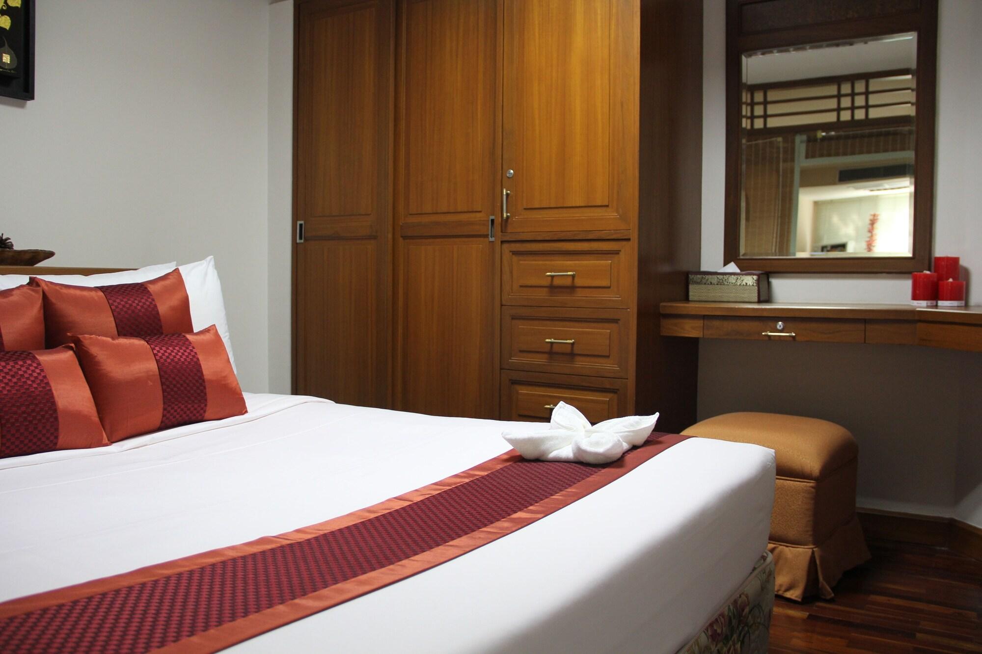 B.s. Court Sathorn Hotel