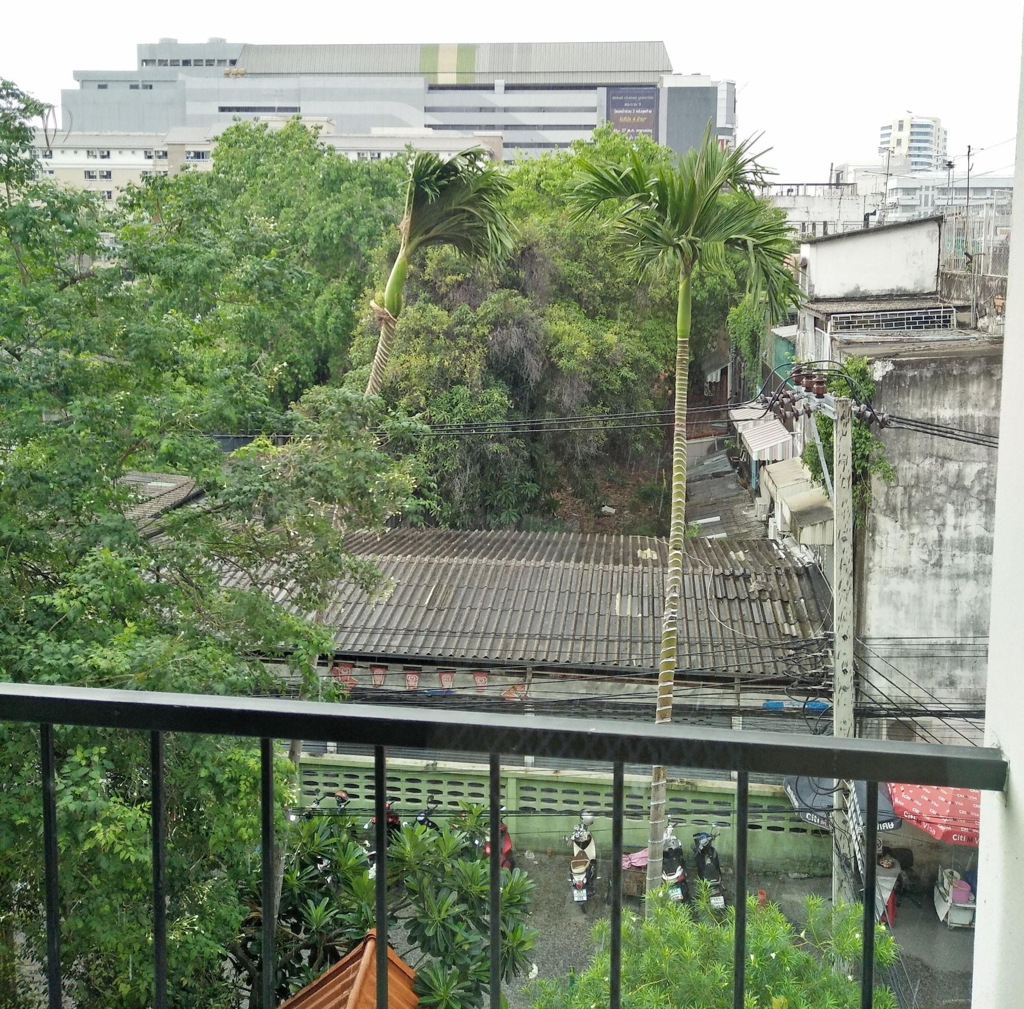 Hotel Jl 3*