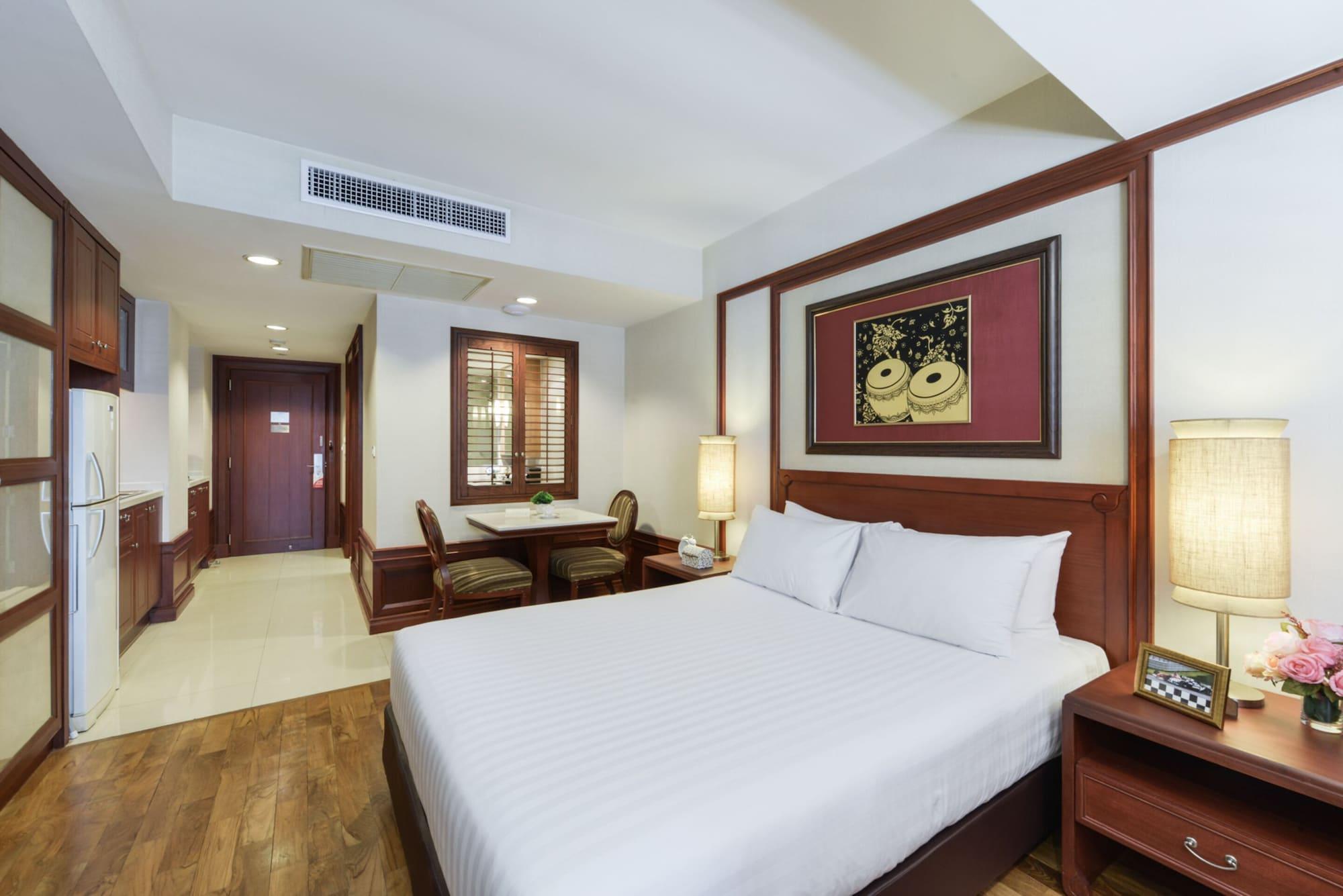 Centre Point Serviced Thong Lo Hotel