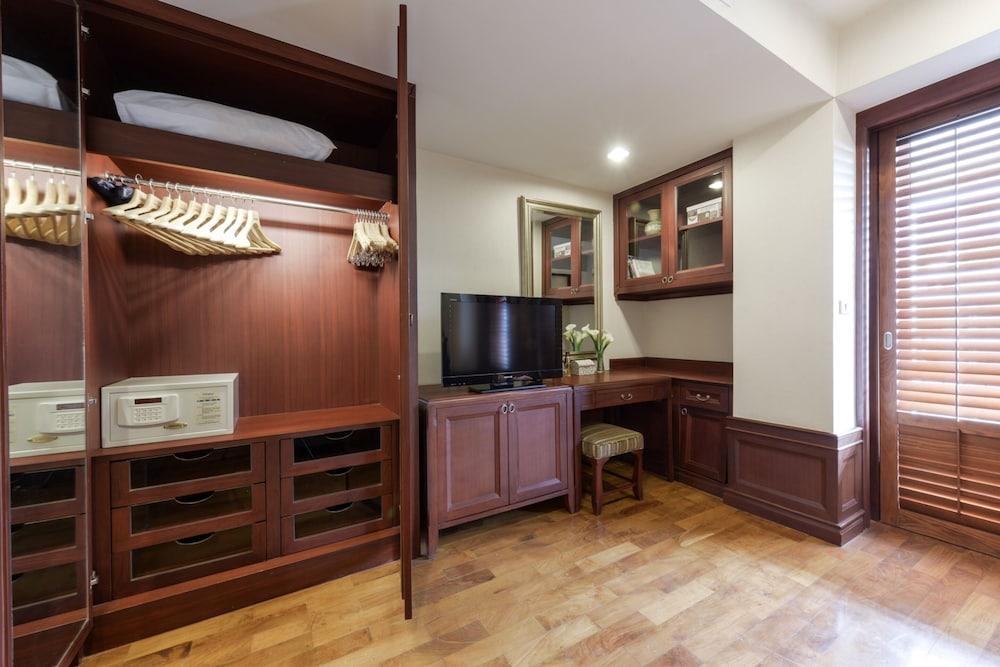 Centre Point Serviced Thong Lo 4*