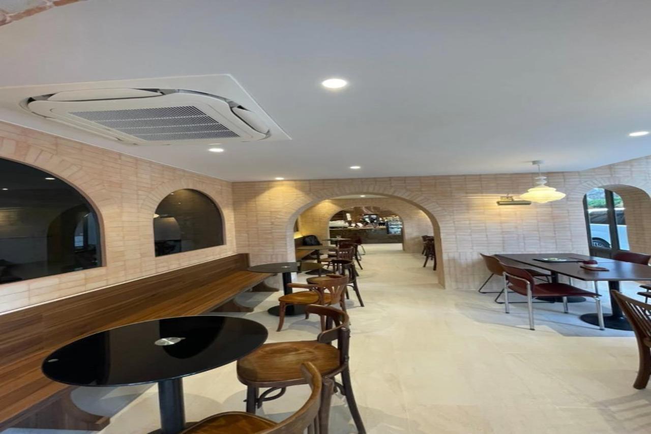The Quarter Ploenchit By Uhg Hotel Bangkok