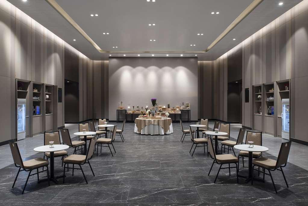 Avani Sukhumvit Hotel