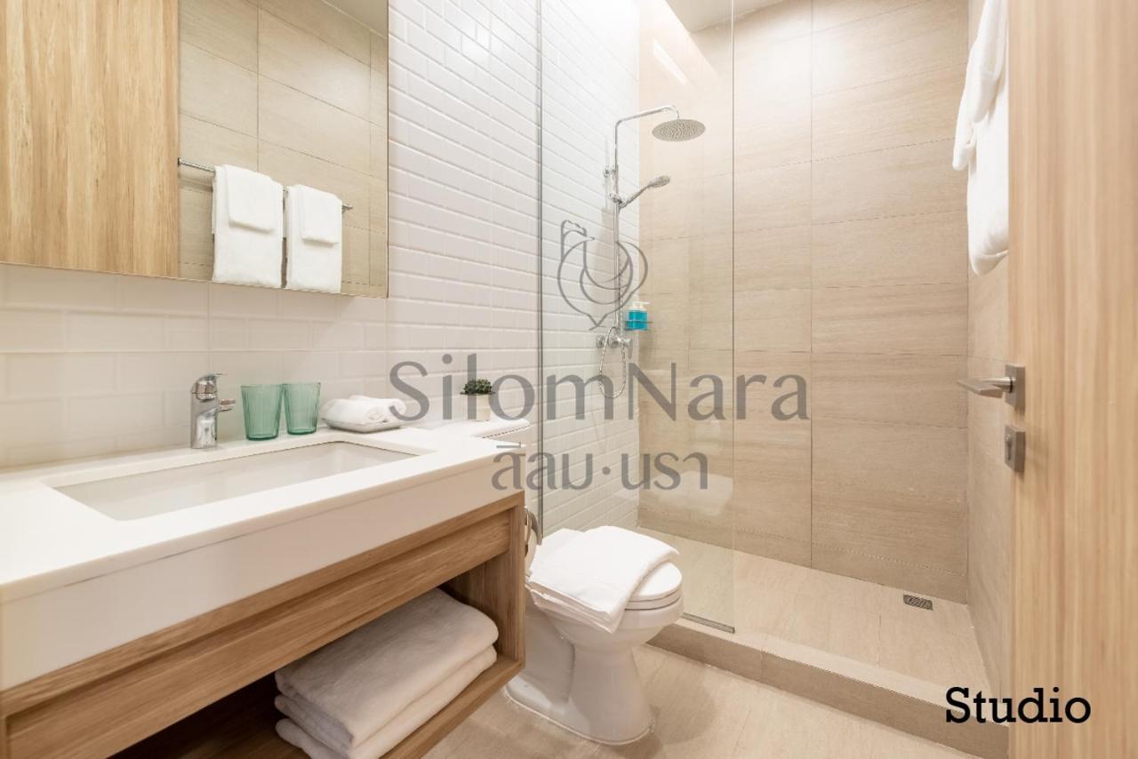 Silom Nara *