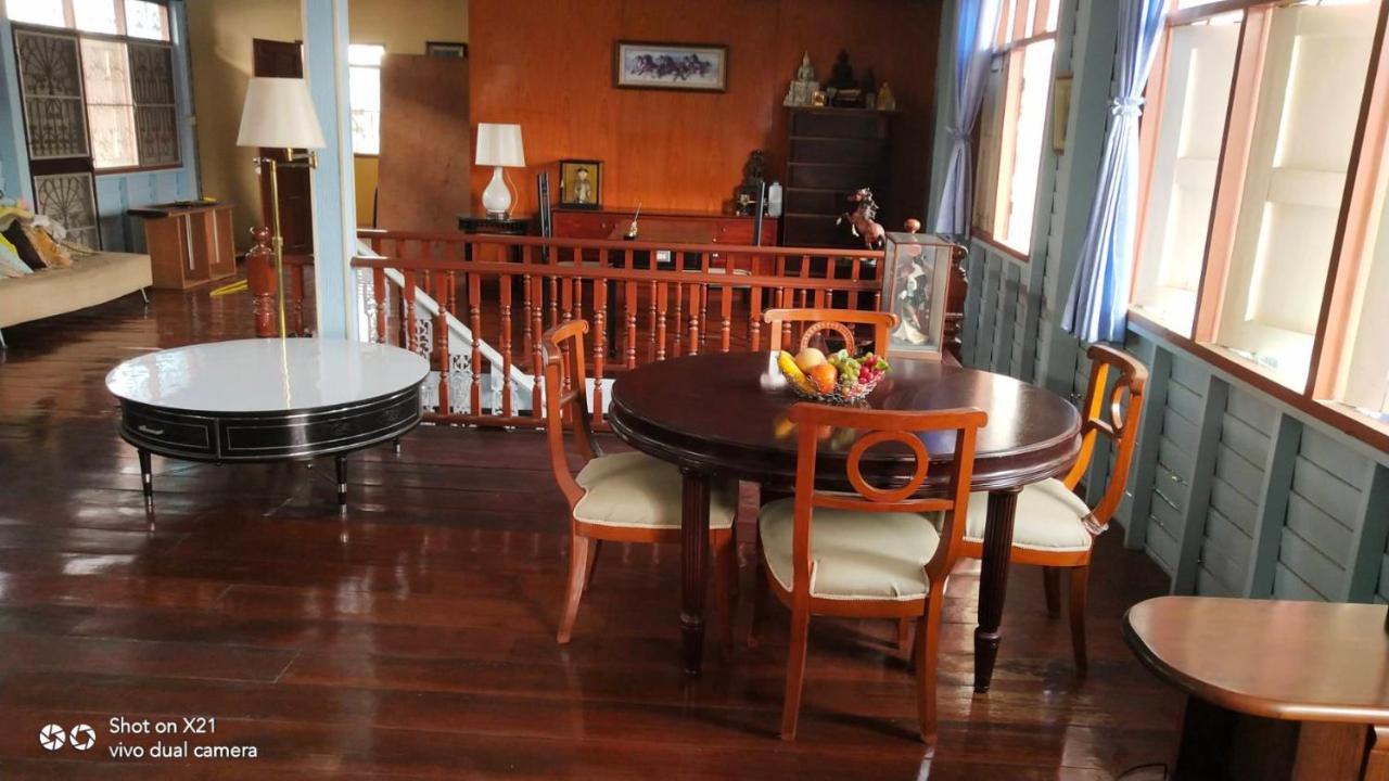 Fit 24 Hr. Guest house Bangkok