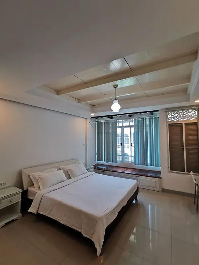 Ks Hotel 3*