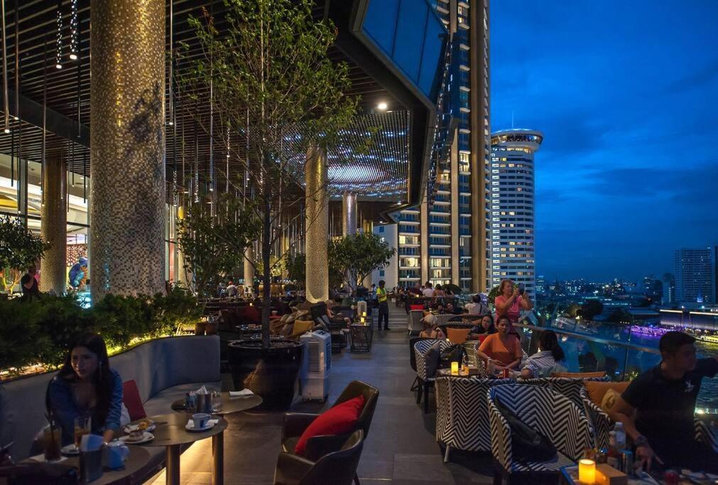 Charoen Nakhorn Townhome: Self-check-in Near Bts, Iconsiam & Asiatique Villa Bangkok